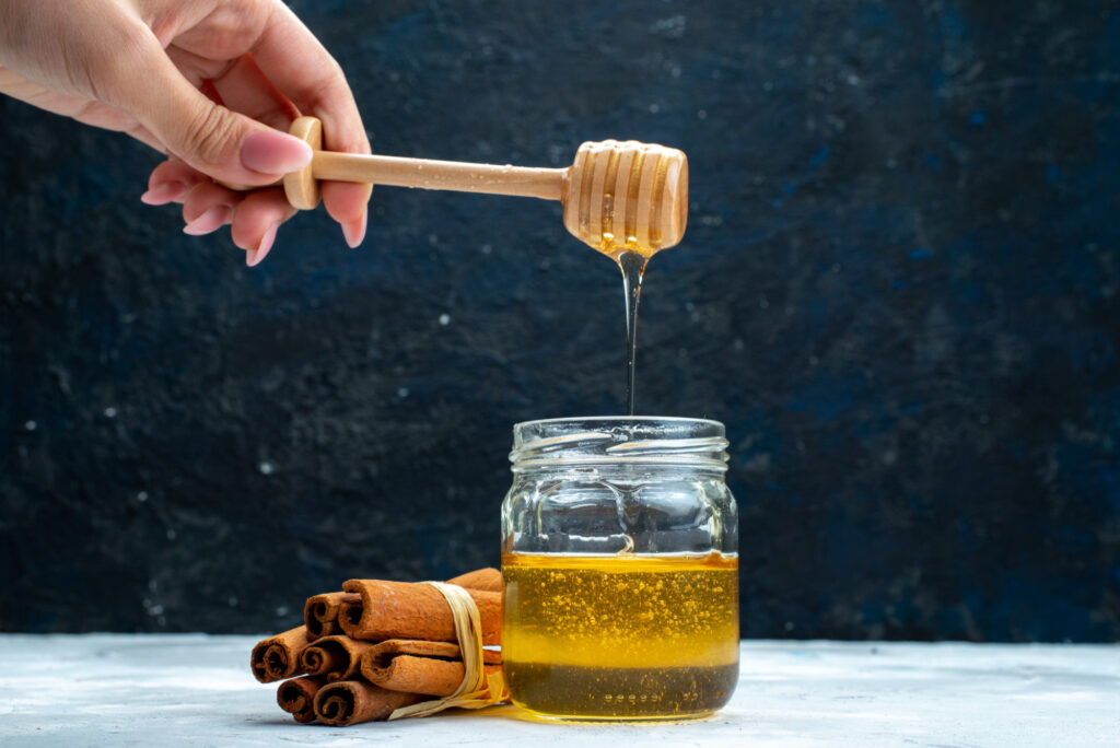 The Healing Powers of Raw Honey: Health Benefits You Can’t Ignore